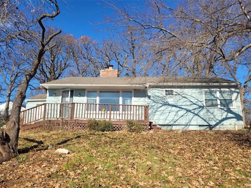 700 Allcutt Avenue, Bonner Springs, KS 66012 - Image #1