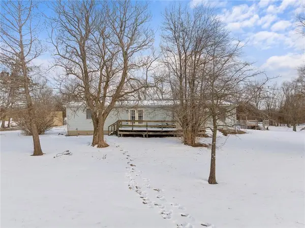 4049 Montana Road, Ottawa, KS 66067