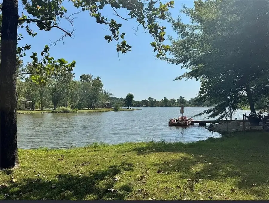 25609 Lake Annette Road, Freeman, MO 64746 - Image #2