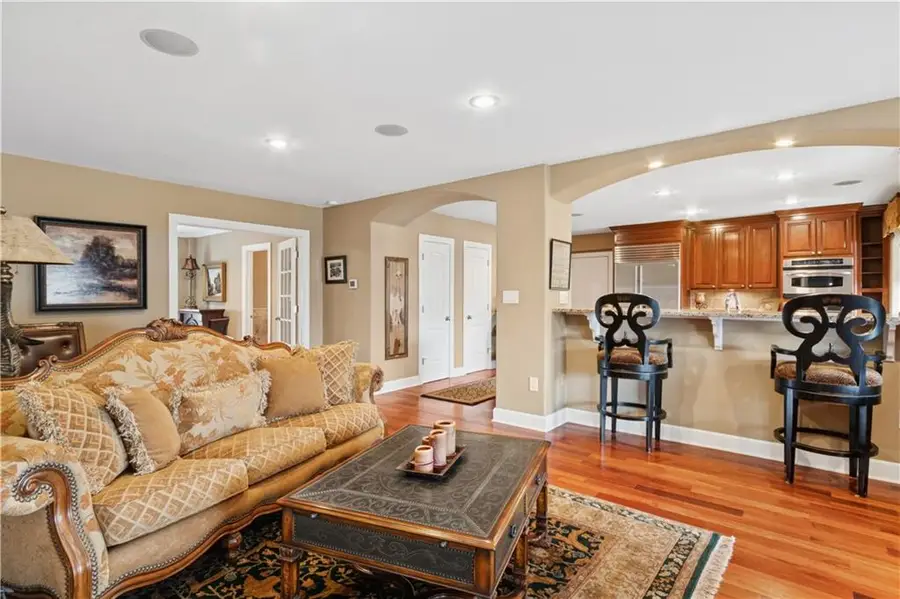 229 Ward Parkway #604B, Kansas City, MO 64112 - Image #3