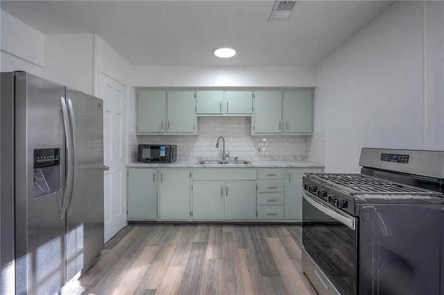 7703 E 107th Street, Kansas City, MO 64134 - Image #2