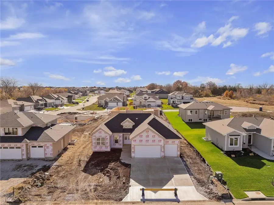 25011 W 89th Street, Lenexa, KS 66227 - Image #2