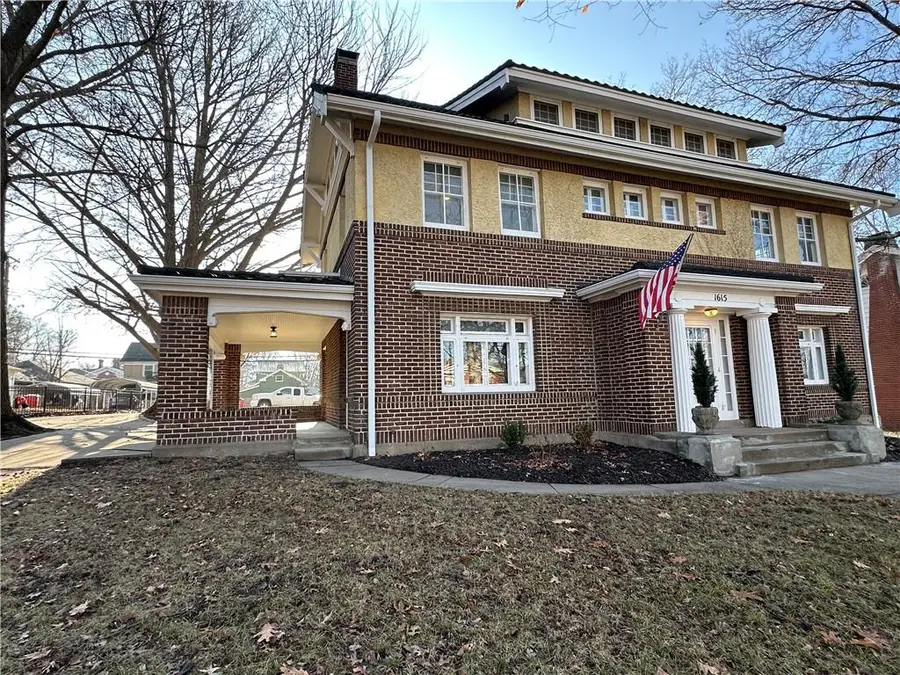 1615 Main Street, Lexington, MO 64067 - Image #3