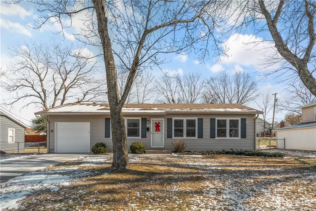 520 S Alta Lane, Olathe, KS 66061 - Image #1