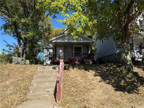 1050 Barnett Avenue, Kansas City, KS 66102