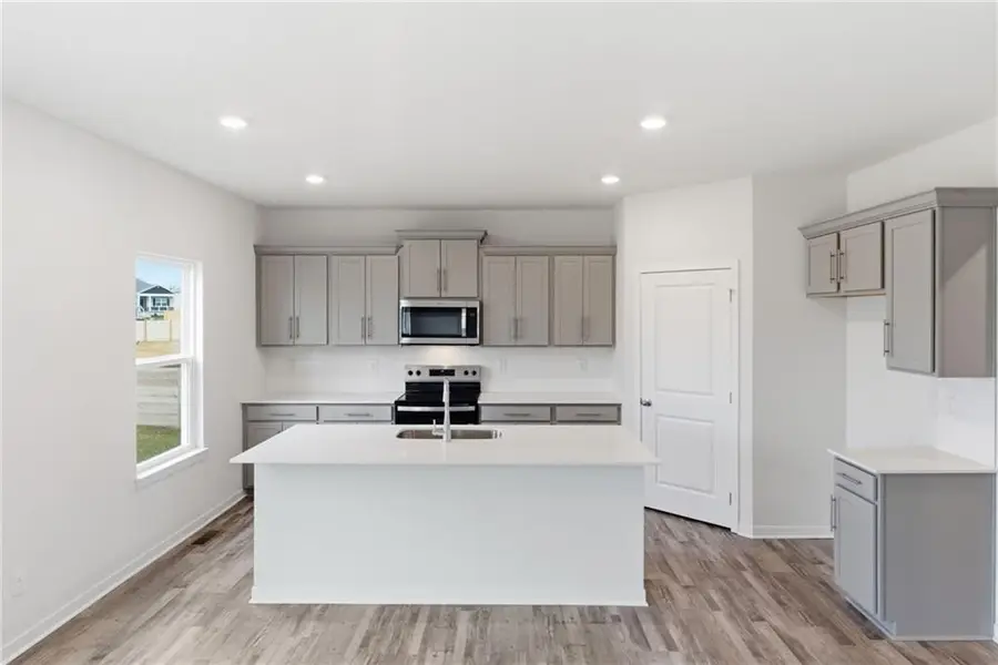 20174 Cornice Street, Spring Hill, KS 66083 - Image #2