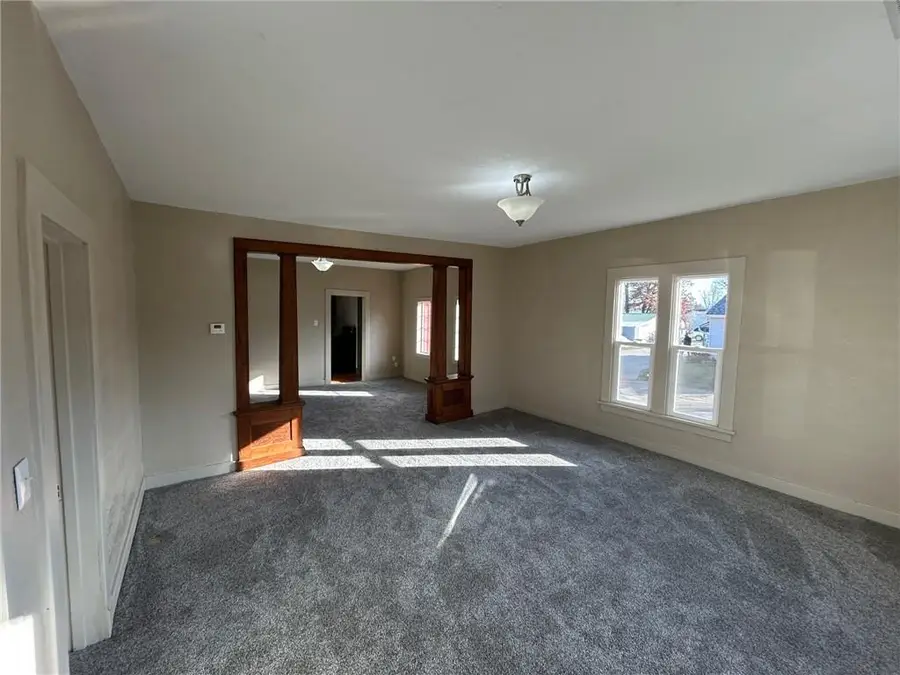 607 S Pine Street, Holden, MO 64040 - #3