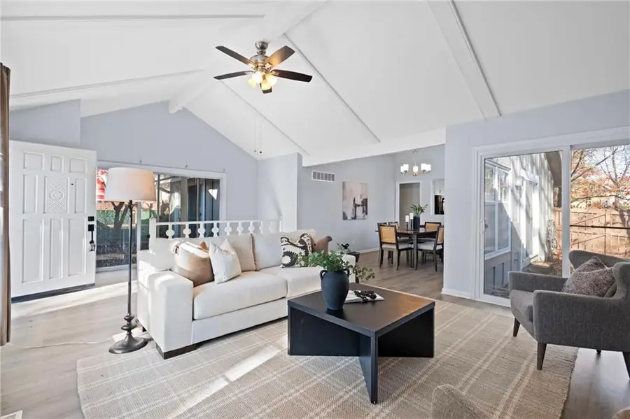 10236 Edelweiss Circle, Shawnee, KS 66203 - Image #3