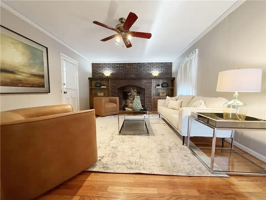 103 NW Golfview Drive, Blue Springs, MO 64014 - Image #3