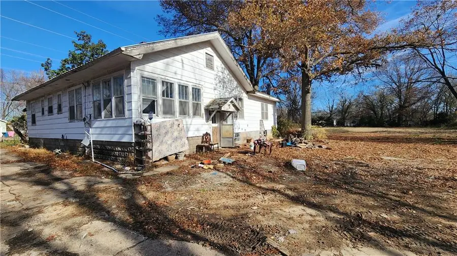 808 E Atkinson Street, Pittsburg, KS 66762 - Image #3