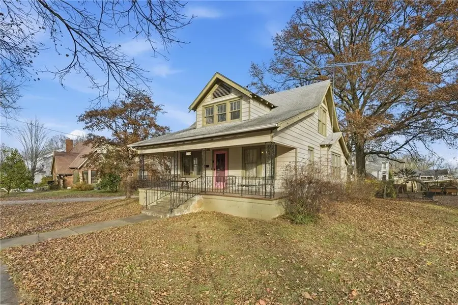 409 N Delaware Street, Butler, MO 64730 - #2