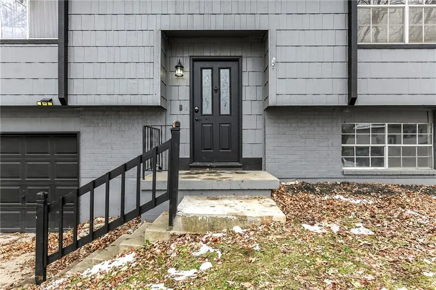 1904 Karlton Way, Excelsior Springs, MO 64024 - Image #2