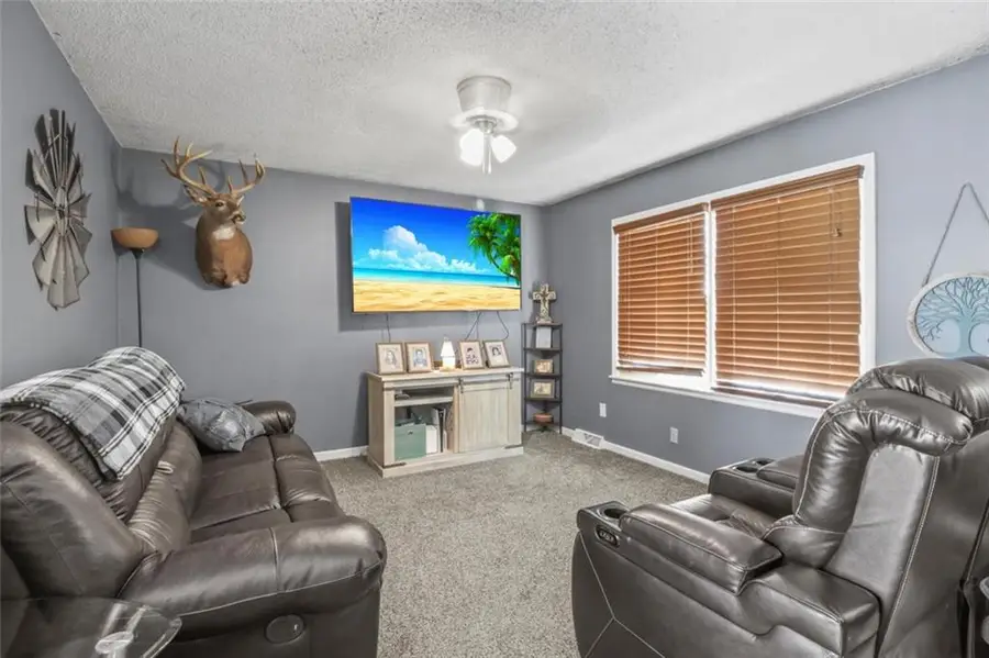 115 Baker Street, Buckner, MO 64016 - Image #3