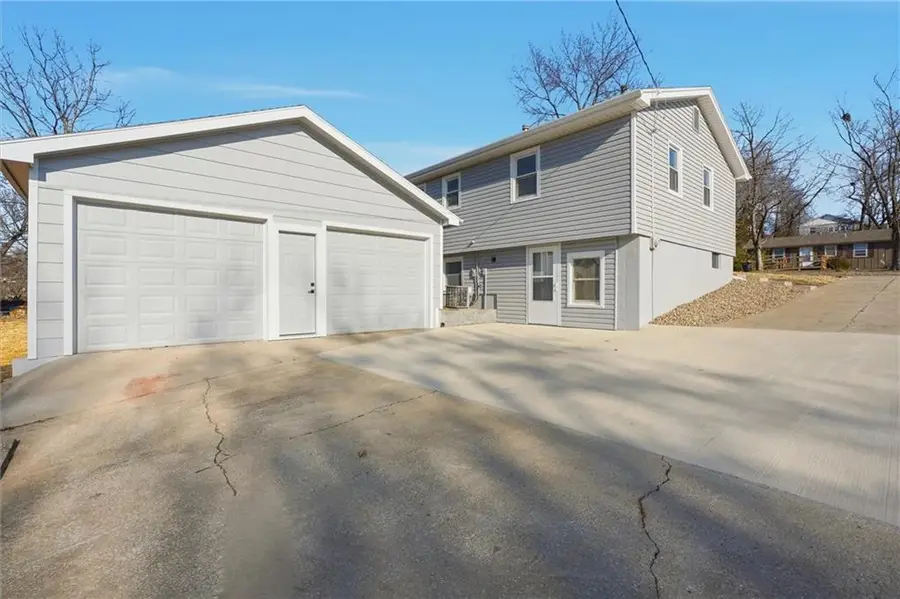 332 Woods Avenue, Excelsior Springs, MO 64024 - Image #3