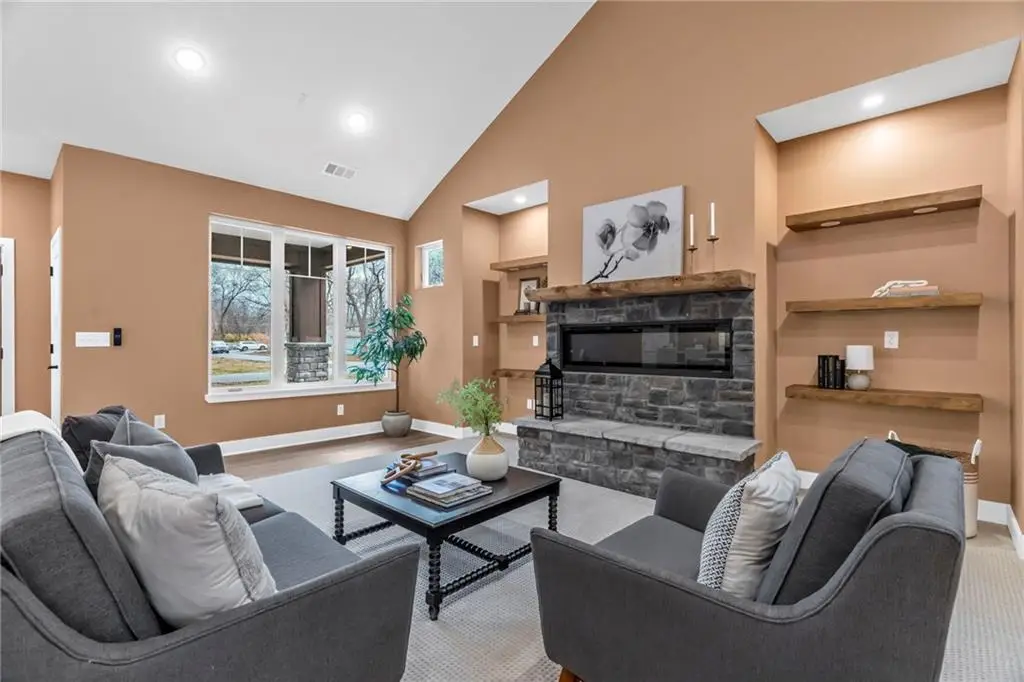 920 N 14th Street, Leavenworth, KS 66048 - #1