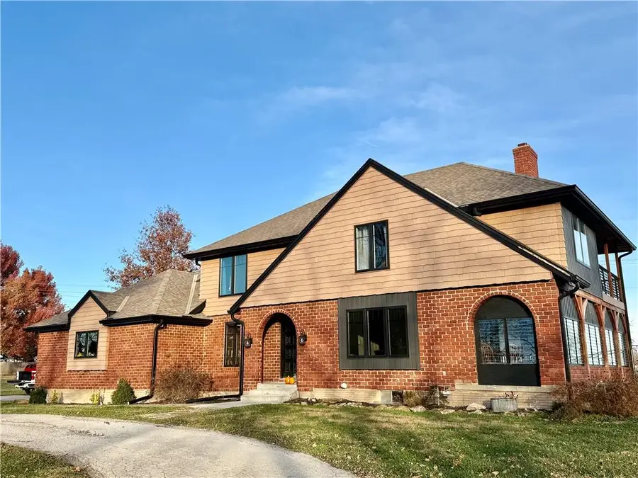 12470 Lipper Avenue, Higginsville, MO 64037 - Image #2