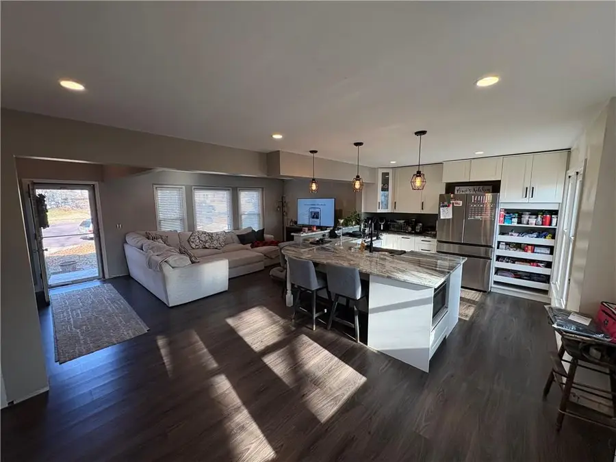 9111 W 101st Terrace, Overland Park, KS 66212 - Image #3