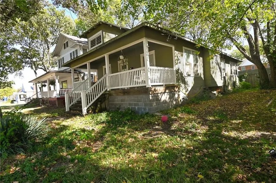 223 N Sergeant Avenue, Joplin, MO 64801 - #2