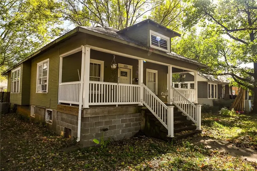 223 N Sergeant Avenue, Joplin, MO 64801 - #3