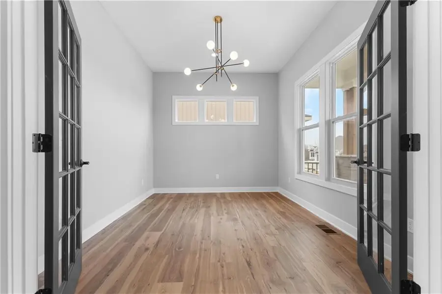 17168 S Laurelwood Street, Olathe, KS 66062 - Image #3
