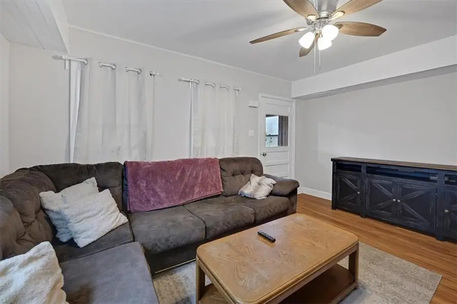 406 Ottawa Street, Leavenworth, KS 66048 - Image #3