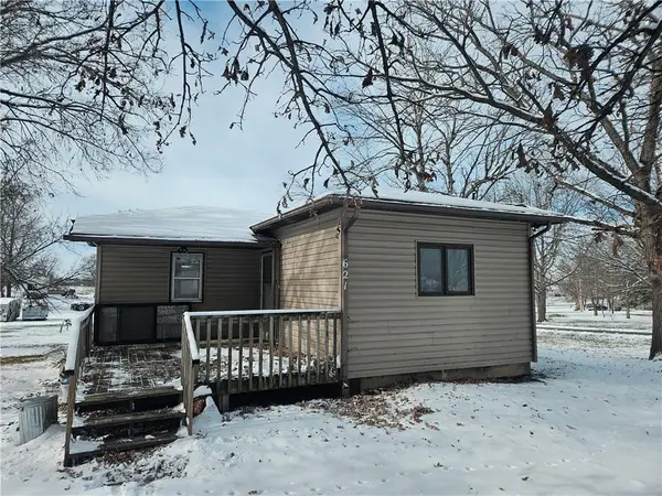 621 William Street, Effingham, KS 66023