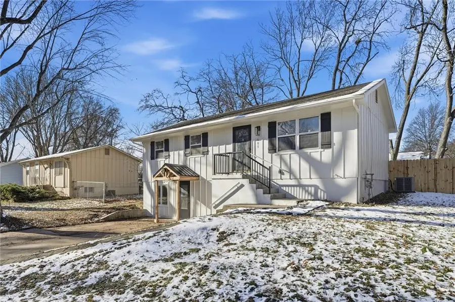 605 NE 3rd Street, Blue Springs, MO 64014 - Image #3