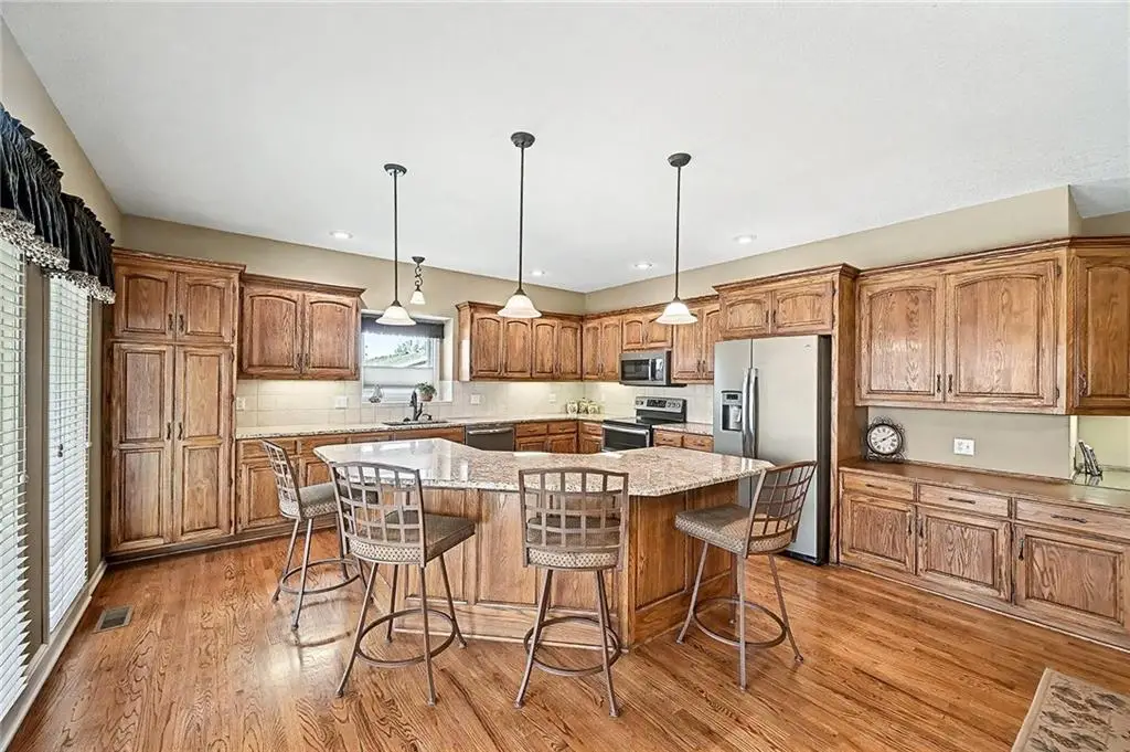 1508 Ridgeway Drive, Liberty, MO 64068 - Image #1