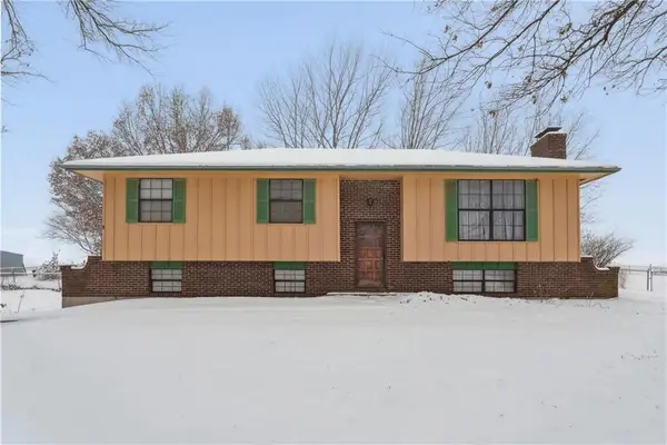 13021 222nd Street, Linwood, KS 66052