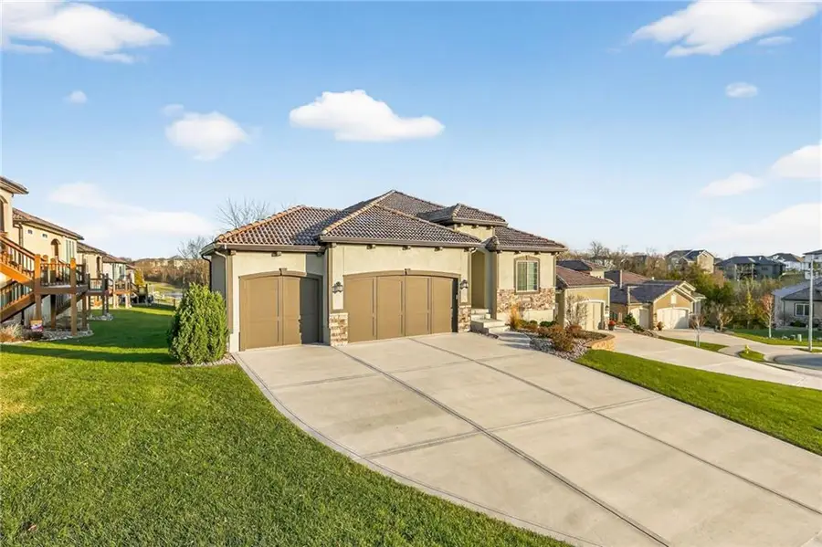 433 NW Kaylea Court, Lees Summit, MO 64081 - Image #2