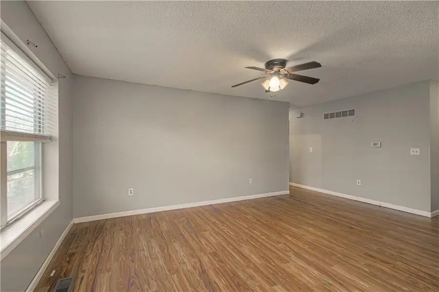 502 SE 21st Street, Oak Grove, MO 64075 - Image #3