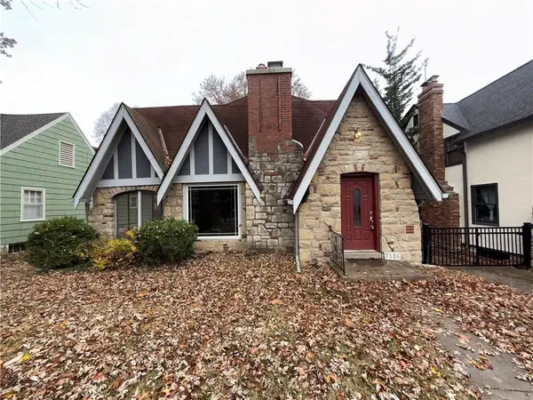 7336 Grand Avenue, Kansas City, MO 64114