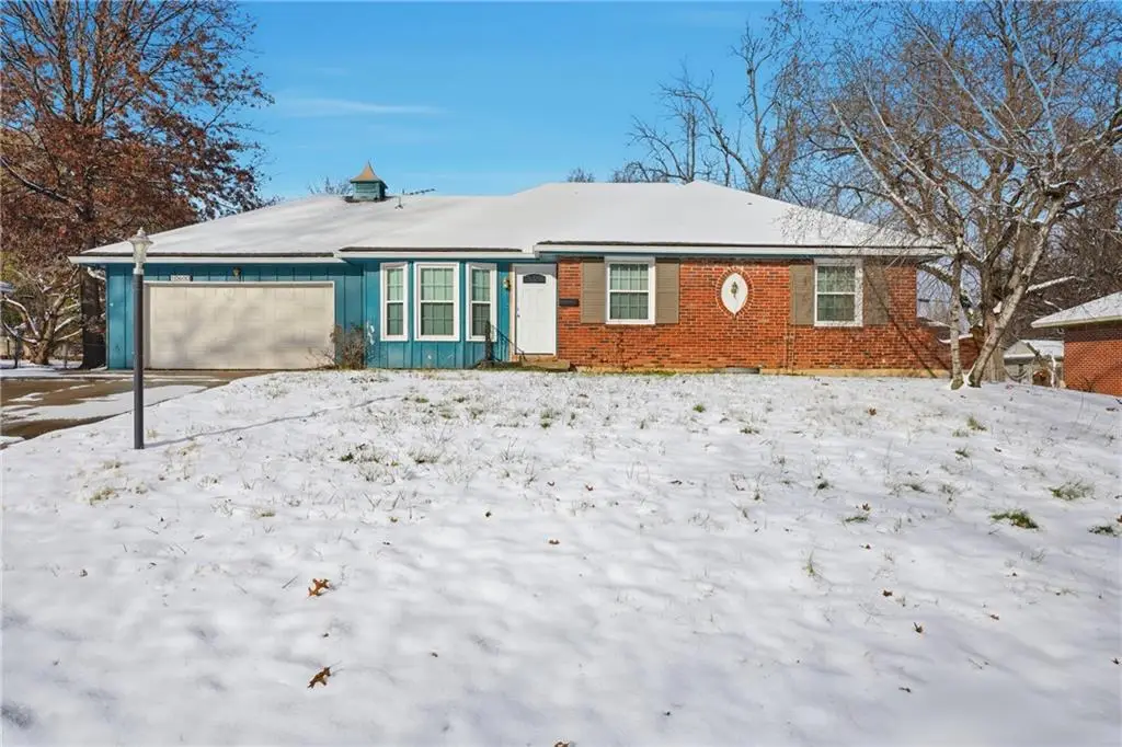 10600 E 65th Street, Raytown, MO 64133 - #1