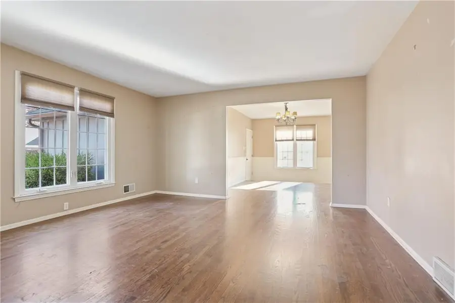 8148 NW Twin Oaks Drive, Kansas City, MO 64151 - Image #3