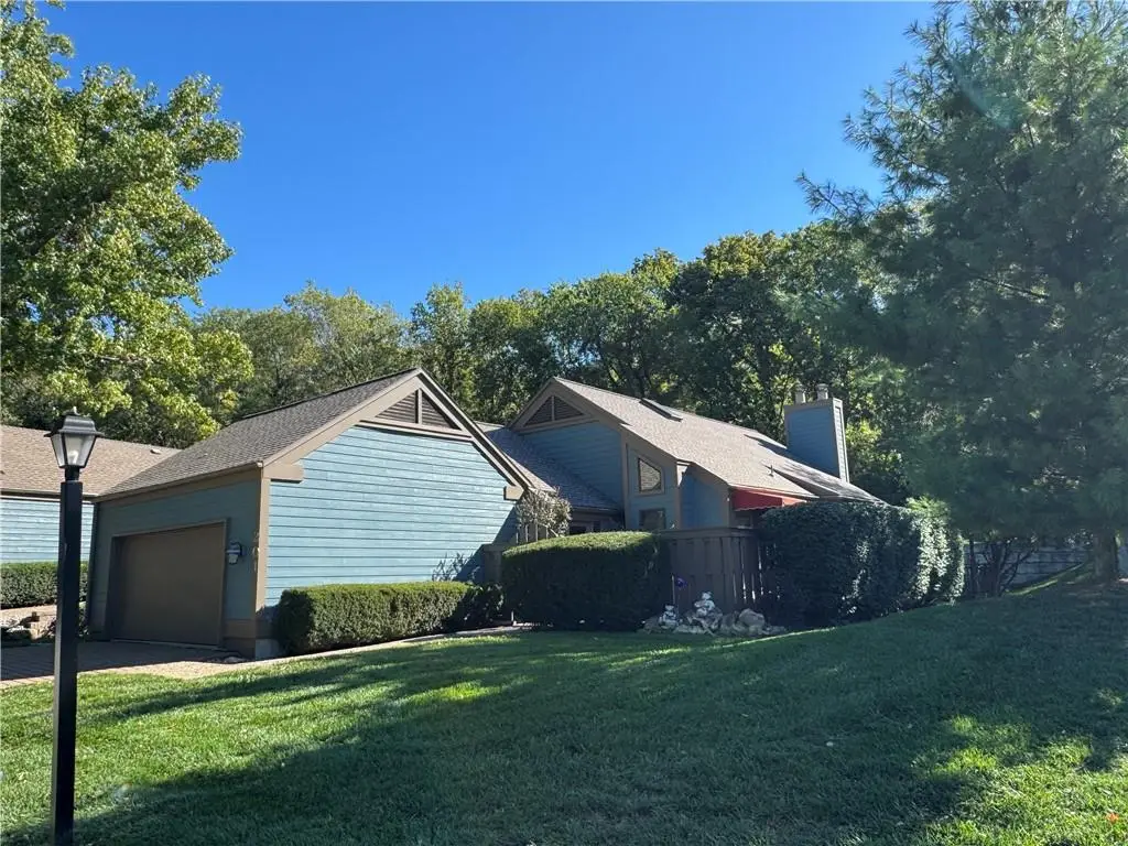 201 Lakeside Drive, Liberty, MO 64068 - Image #1