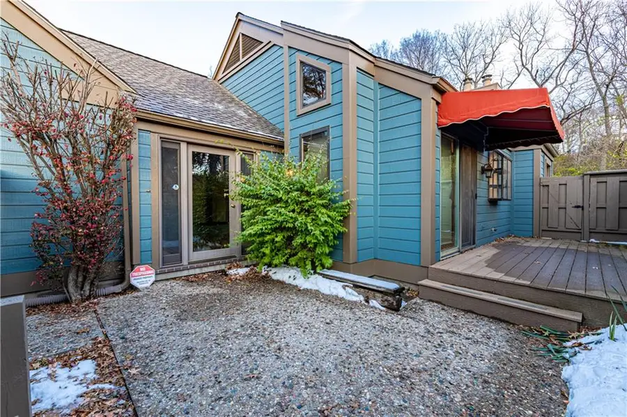 201 Lakeside Drive, Liberty, MO 64068 - Image #2