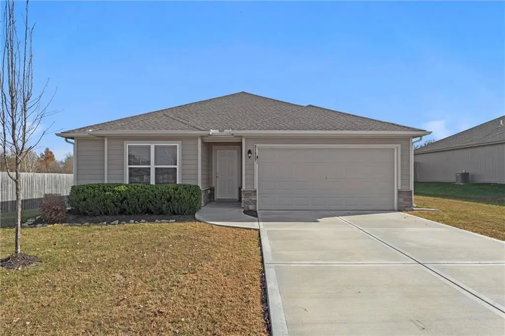 21837 Franklin Street, Spring Hill, KS 66083 - Image #1