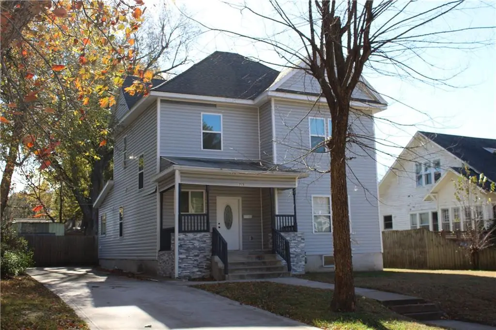 715 W 2nd Street, Pittsburg, KS 66762 - Image #1