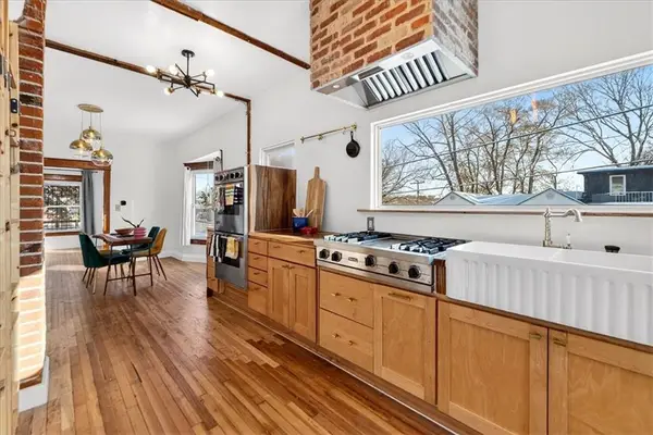 3239 E 6th Street, Kansas City, MO 64124