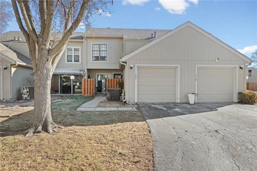 721 E 121st Street, Kansas City, MO 64146 - Image #1