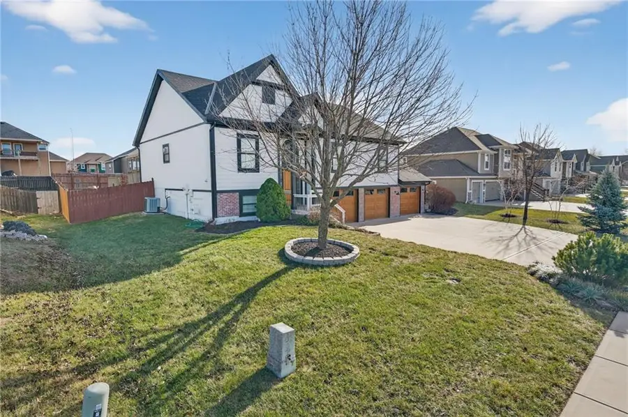 3701 N 153rd Street, Basehor, KS 66007 - Image #3