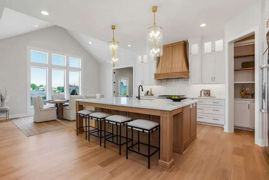 17404 Bluejacket Street, Overland Park, KS 66221 - Image #3