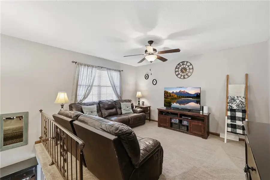 2608 NW Pembroke Court, Blue Springs, MO 64015 - Image #3