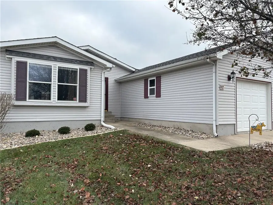 907 NE Cherry Court, Oak Grove, MO 64070 - Image #2