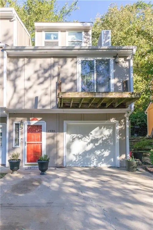 1935 W Lawrence Court, Kansas City, KS 66103 - Image #1