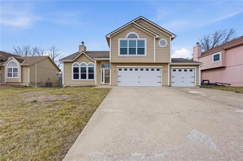 13408 Bristol Avenue, Grandview, MO 64030 - #1