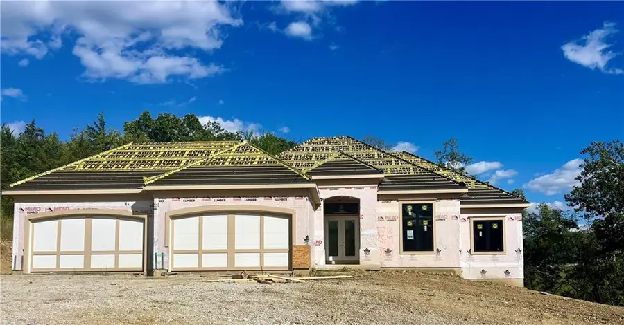 5831 Lentz Drive, Parkville, MO 64152 - Image #2