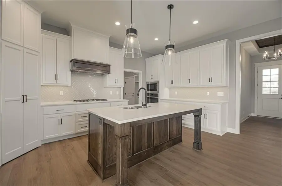 4628 SW Robinson Drive, Lees Summit, MO 64083 - Image #3