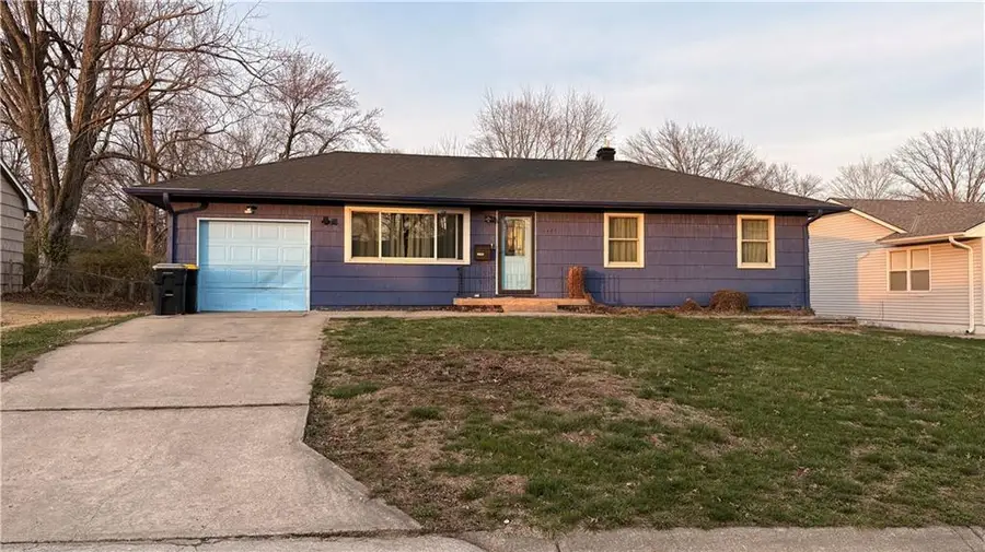 11403 Jackson Avenue, Kansas City, MO 64137 - #2