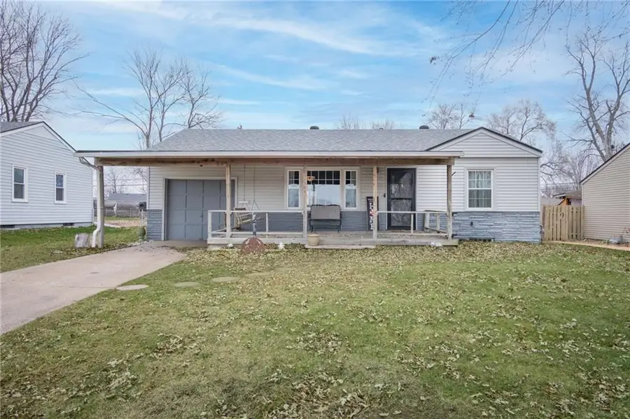 17304 E Bundschu Road, Independence, MO 64056 - Image #2